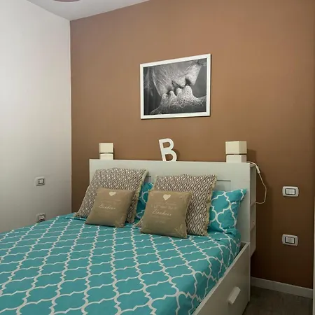 Vogl' E Turna Apartment Naples